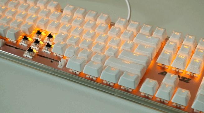 朋客？晶彩？只是ID设计上的晶彩——黑爵朋客晶彩键盘体验