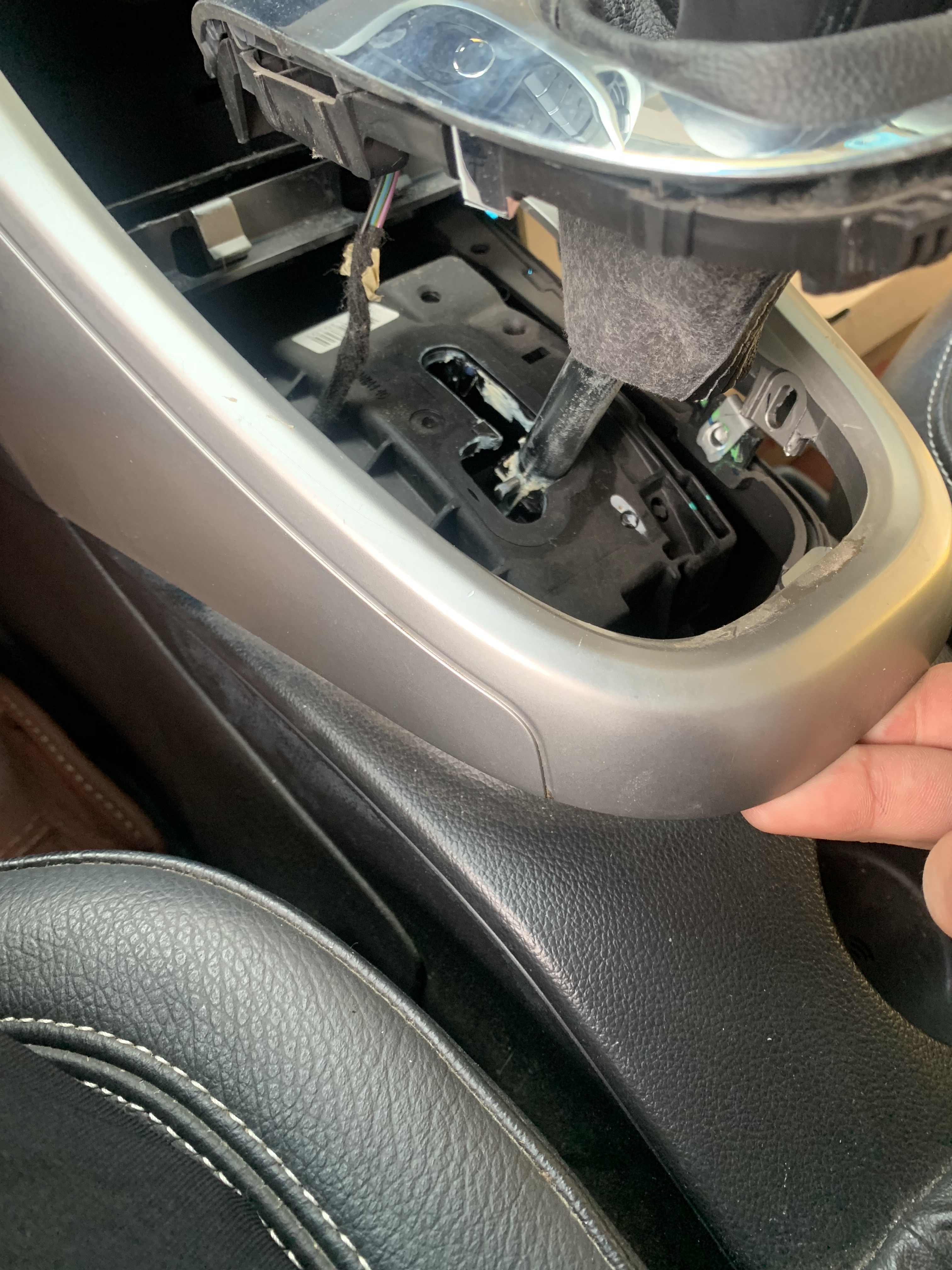 自己动手更换别克英朗挡把,别克英朗改装横屏导航