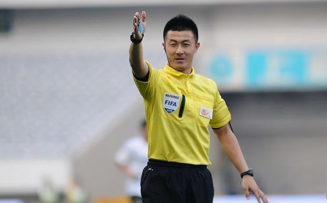 中超裁判误判山东鲁能,裁判抱团鲁能