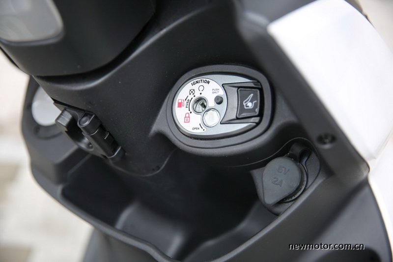 三阳fnx150踏板2021款评测,三阳fnx踏板150带人可以跑山吗