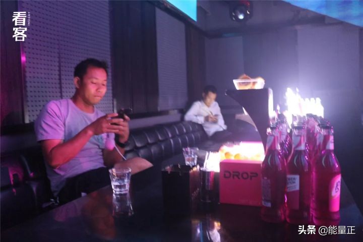 跑腿小哥的微信,跑腿小哥到底有多全能