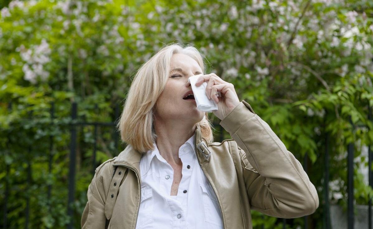 皮肤过敏怎么办反反复复,皮肤经常过敏有什么好方法呢