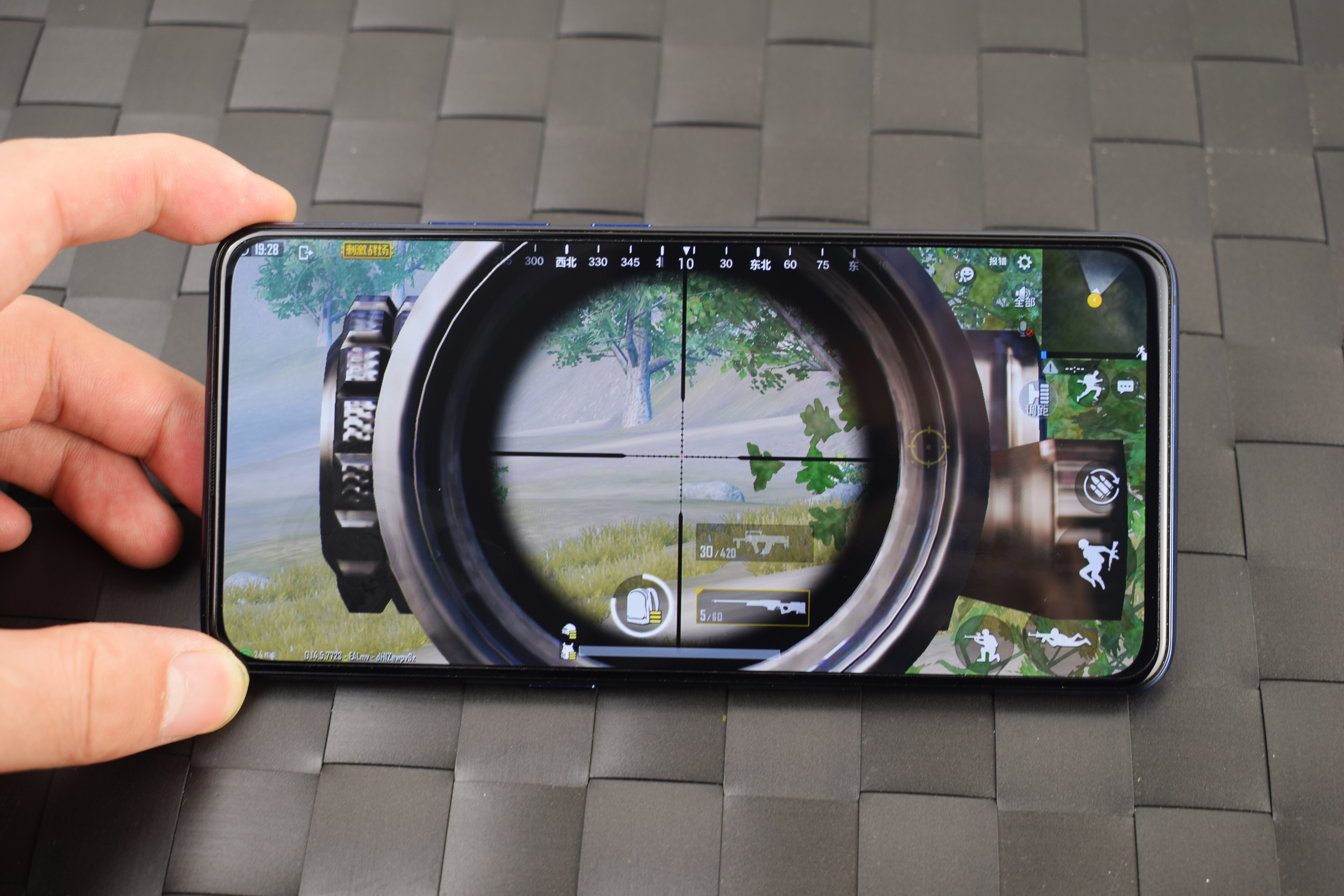 vivox27还能入手么,vivox27全方面测评