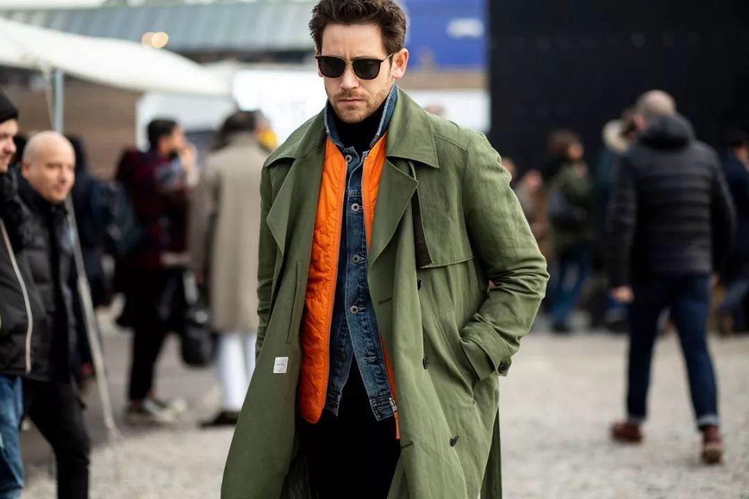 大衣风衣推荐及搭配,经典色风衣怎么搭配好看