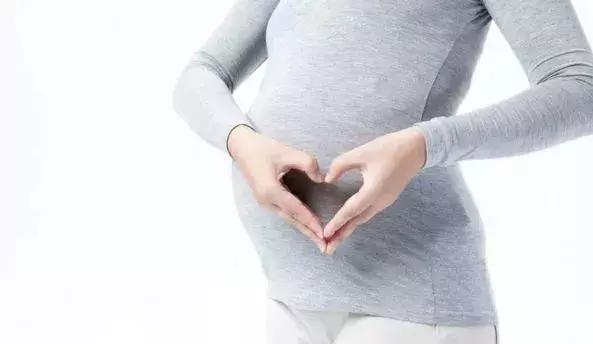 孕期轻微腹痛是怎么回事,孕期腹痛和胎动怎么区分