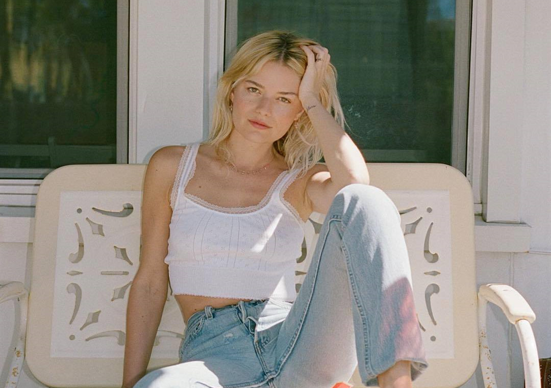 方脸女生氛围感穿搭,方脸女生如何发挥自己的魅力