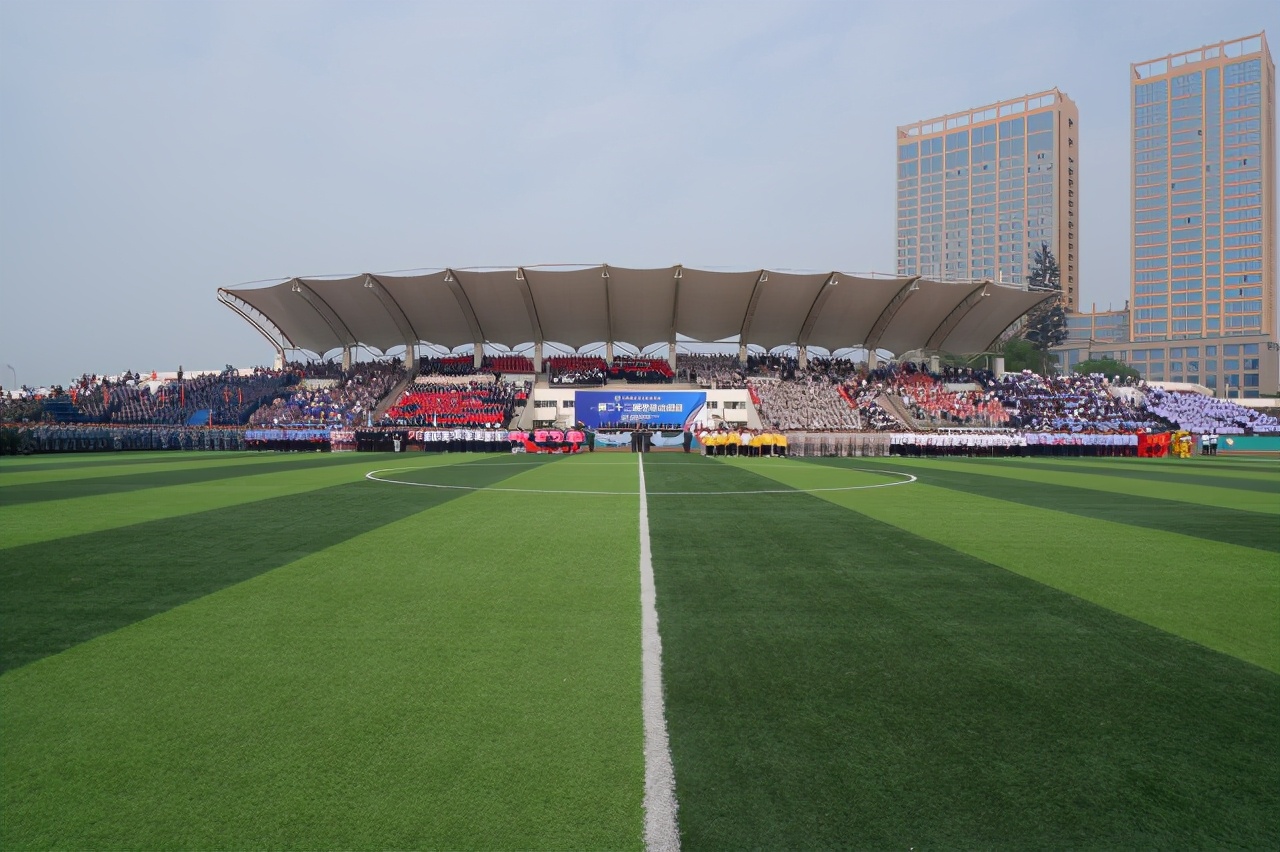 学校春季田径运动会开幕致辞,体育场第五届田径运动会开幕