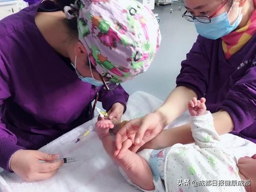 护士节特别节目白衣天使,护士节护士感动事迹