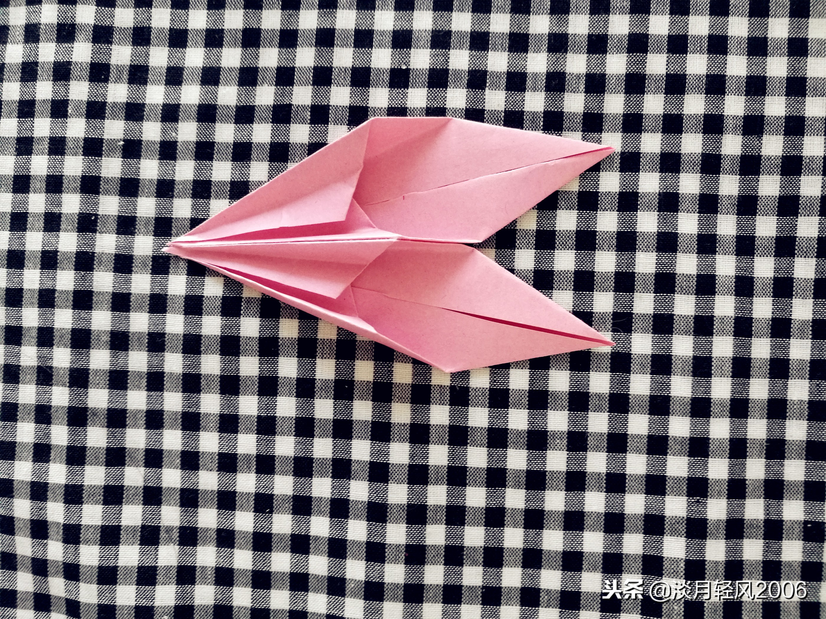 手工百合花制作幼儿园,百合花幼儿手工