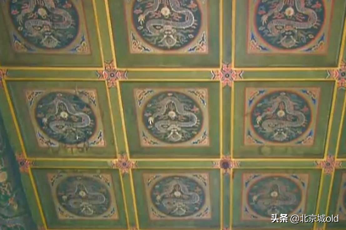 老北京胡同讲解视频,老北京胡同之东四三条