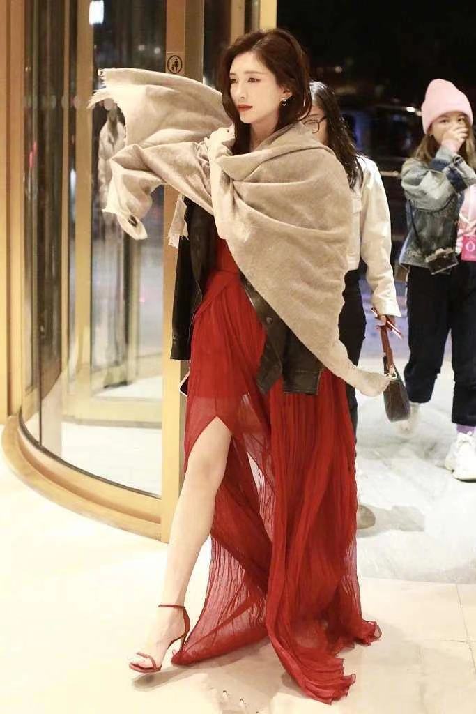 好一点的围巾牌子有哪些,有哪些好的围巾牌子