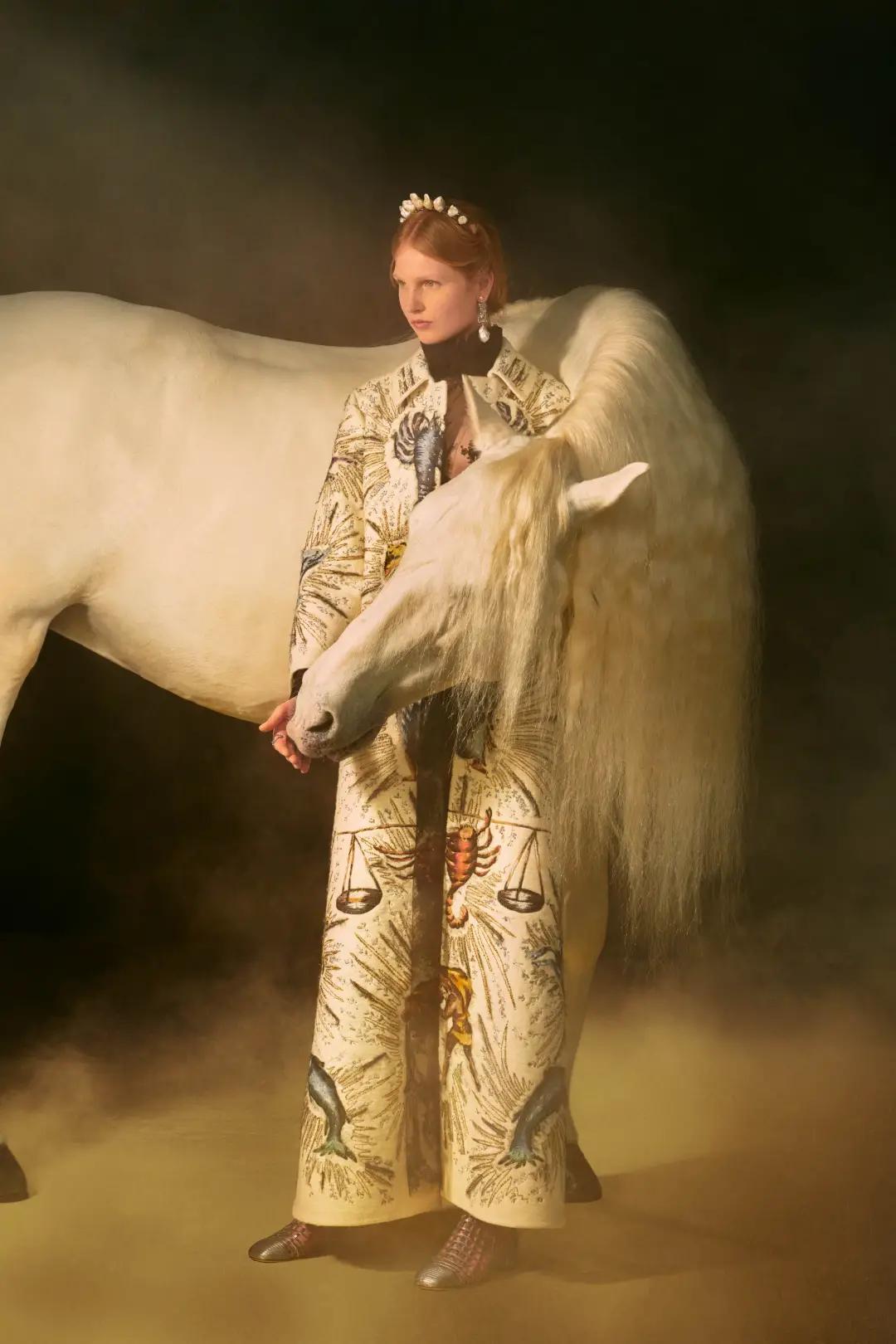 dior高定顶级贵妇,dior女装高定属于高奢吗