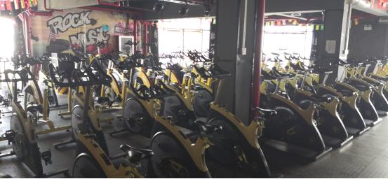 东燕公司携手蓝翅健身俱乐部为全体员工特惠办理健身年卡