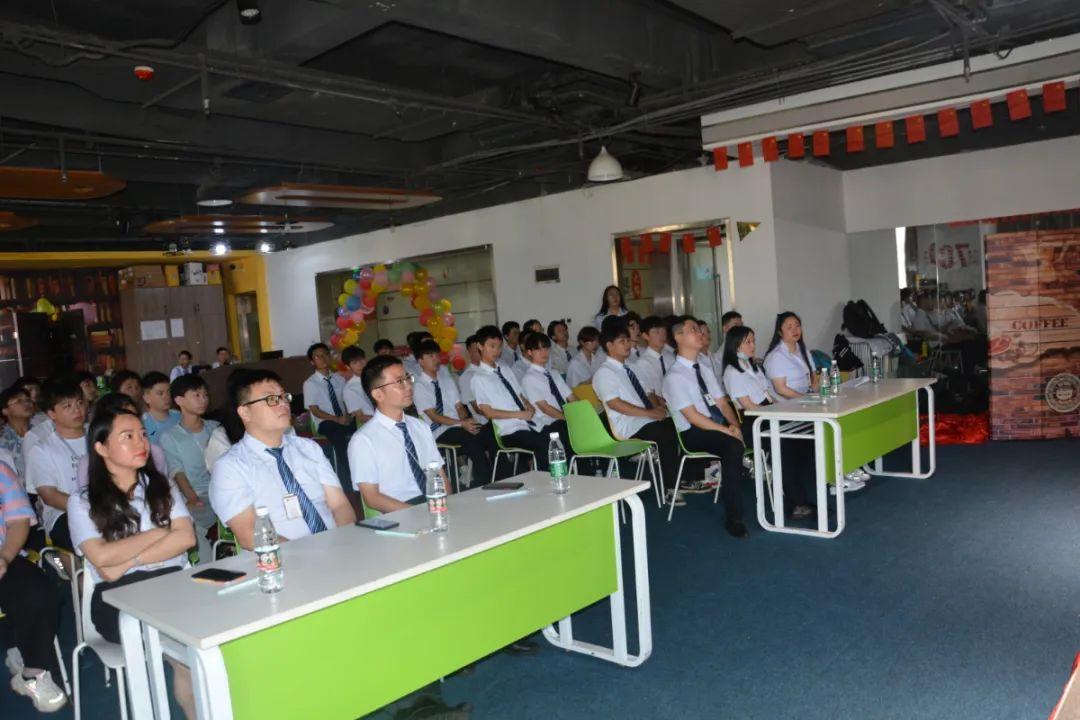 卓京软件学院元旦,卓京软件技术学院