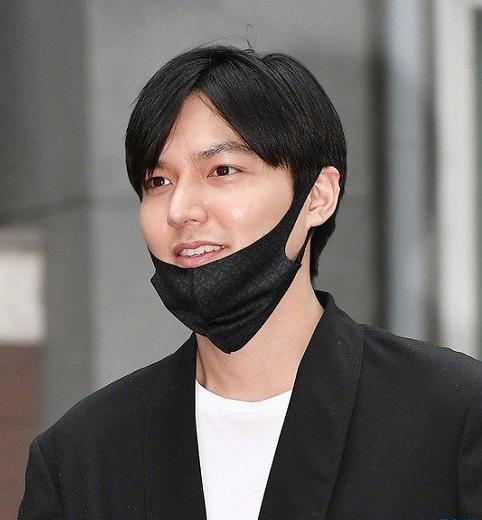 李敏镐退伍的最新消息,李敏镐微博