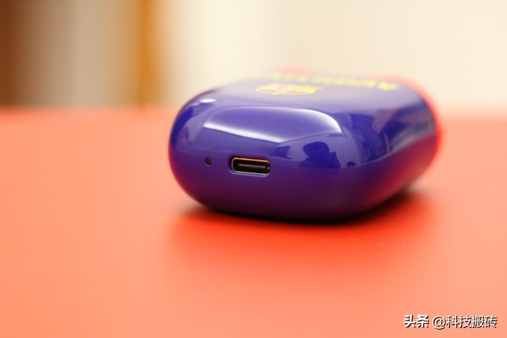 巴萨联名款剃须刀，日本刀头+德国材质打造，价值超过它的价格