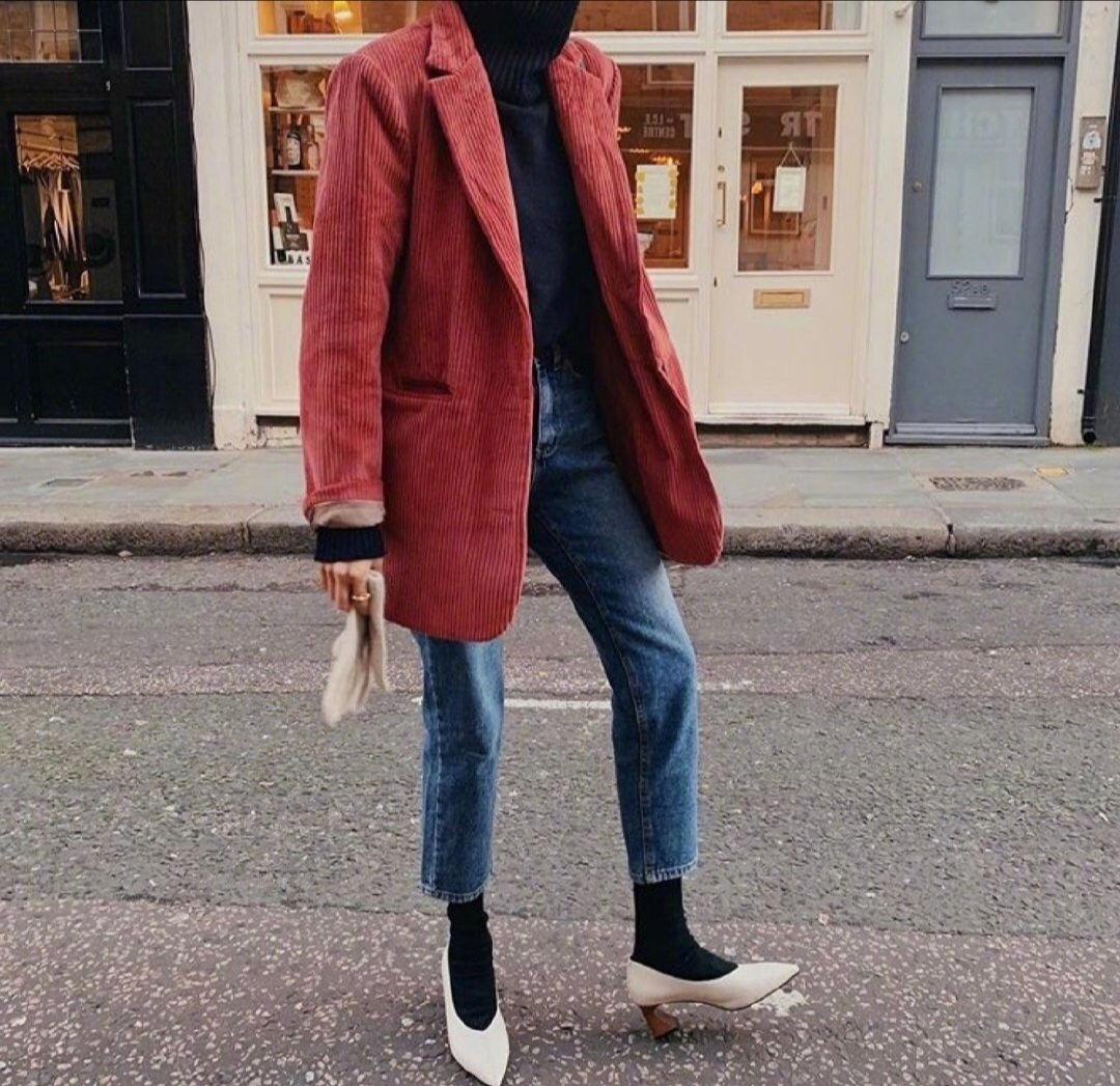 早春穿什么颜色显气质,想要穿出高级感穿对配色很重要