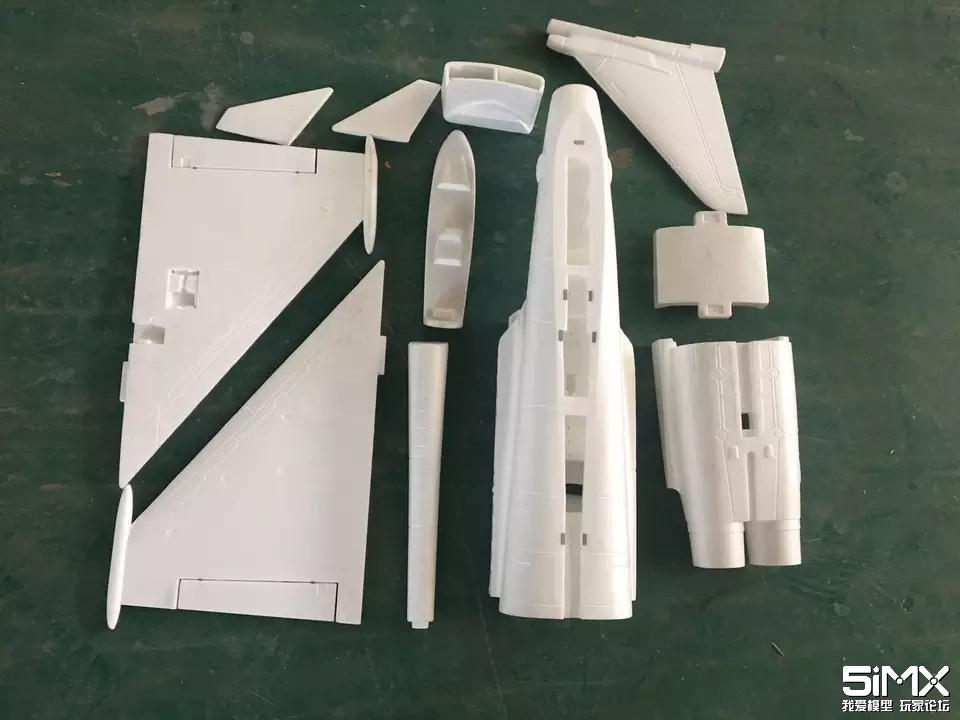 天地飞ET12+性能出众的欧洲一风——EF2000台风=精彩