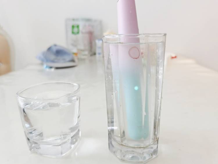 电动牙刷真的比普通的好用吗,电动牙刷和普通牙刷哪个刷牙干净