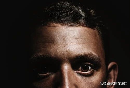 左眼跳财右眼跳灾眼皮总跳啥原因,左眼跳财右眼跳灾到底是怎么回事