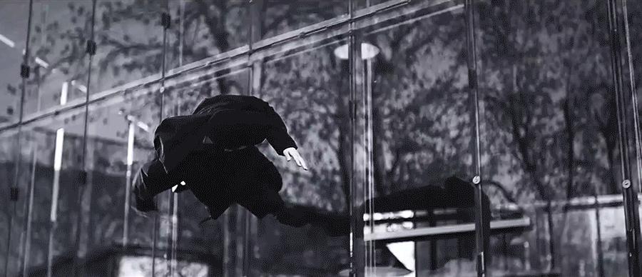 奥迪灯厂变鞋厂,打造四驱运动鞋,这流水呼吸灯连小孩都馋哭了