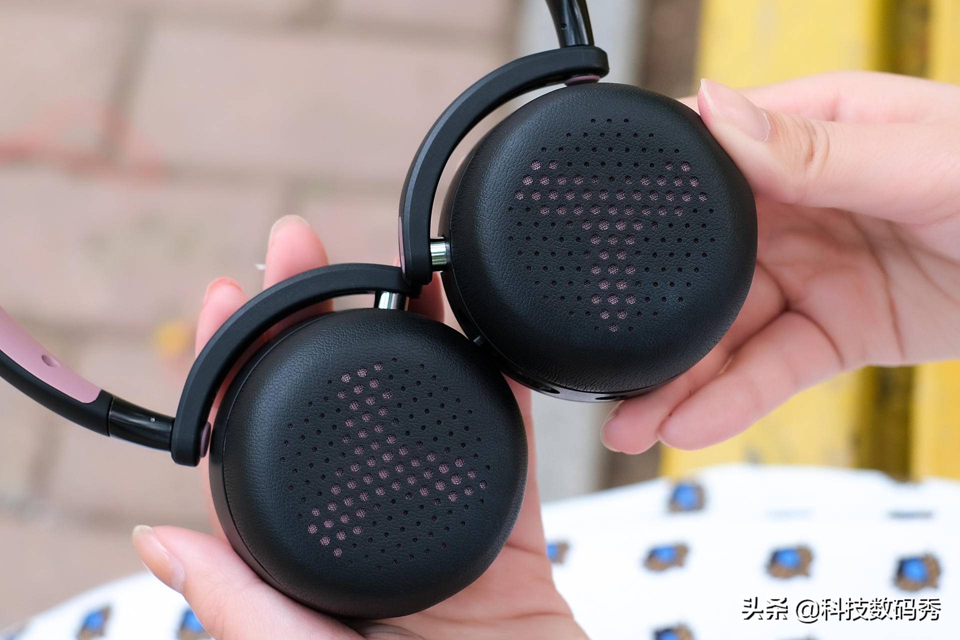 环境降噪5.3蓝牙耳机,500入耳降噪耳机十佳评测