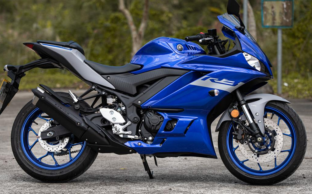 雅马哈r3点评,雅马哈r3和ktmduke390选哪个好