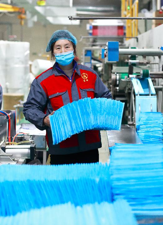 国产纸尿裤背后的故事,70万片成人纸尿裤背后的孤独人生