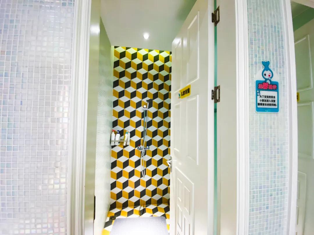 和娃一起学游泳,这家亲子游泳馆真的适合遛娃