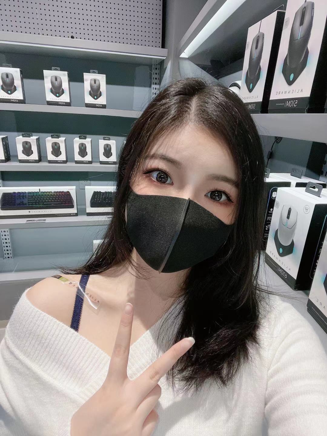 alienware上海环球港店,alienware外星人重庆实体店