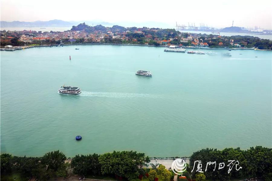 刚刚，鼓浪屿发布通告！即日起可网购旅游船票，游客间距需在1.5米以上......游览攻略来了→