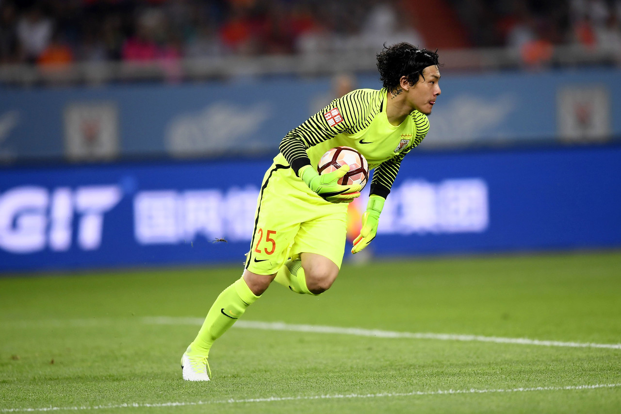 王大雷的十大逆天扑救加解说,王大雷神技扑救第一国门堪当大任