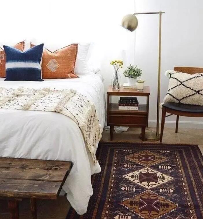 卧室灯太亮遮光,卧室灯太亮可以调吗