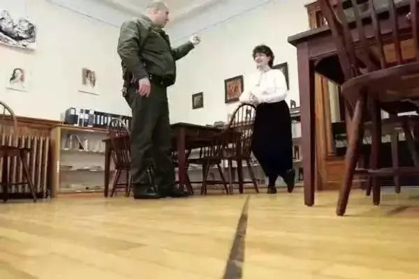 地理老师雷亚鸣:看了这些奇葩的国界线,严重怀疑老外是在闹着玩