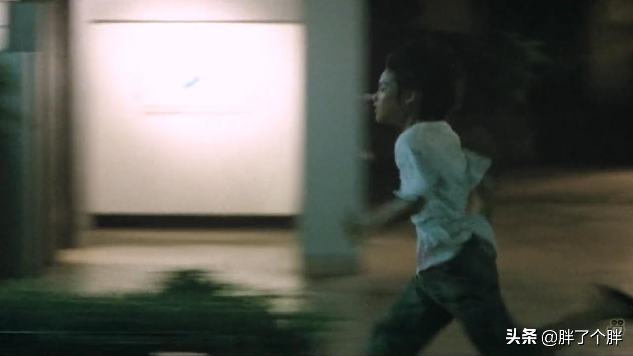 无人知晓：真实事件改编，母亲为和男友同居，抛下四个孩子离去