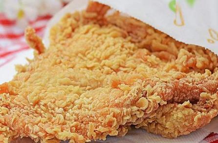 正新鸡排鸡排为啥有点红,正新鸡排为什么越来越硬了