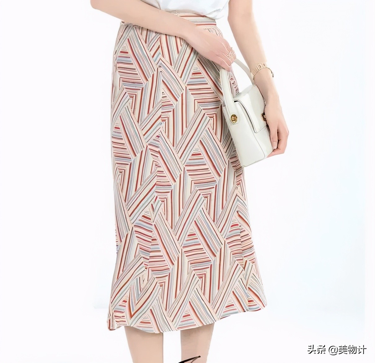 真丝，温润在女人身上的一丝情意