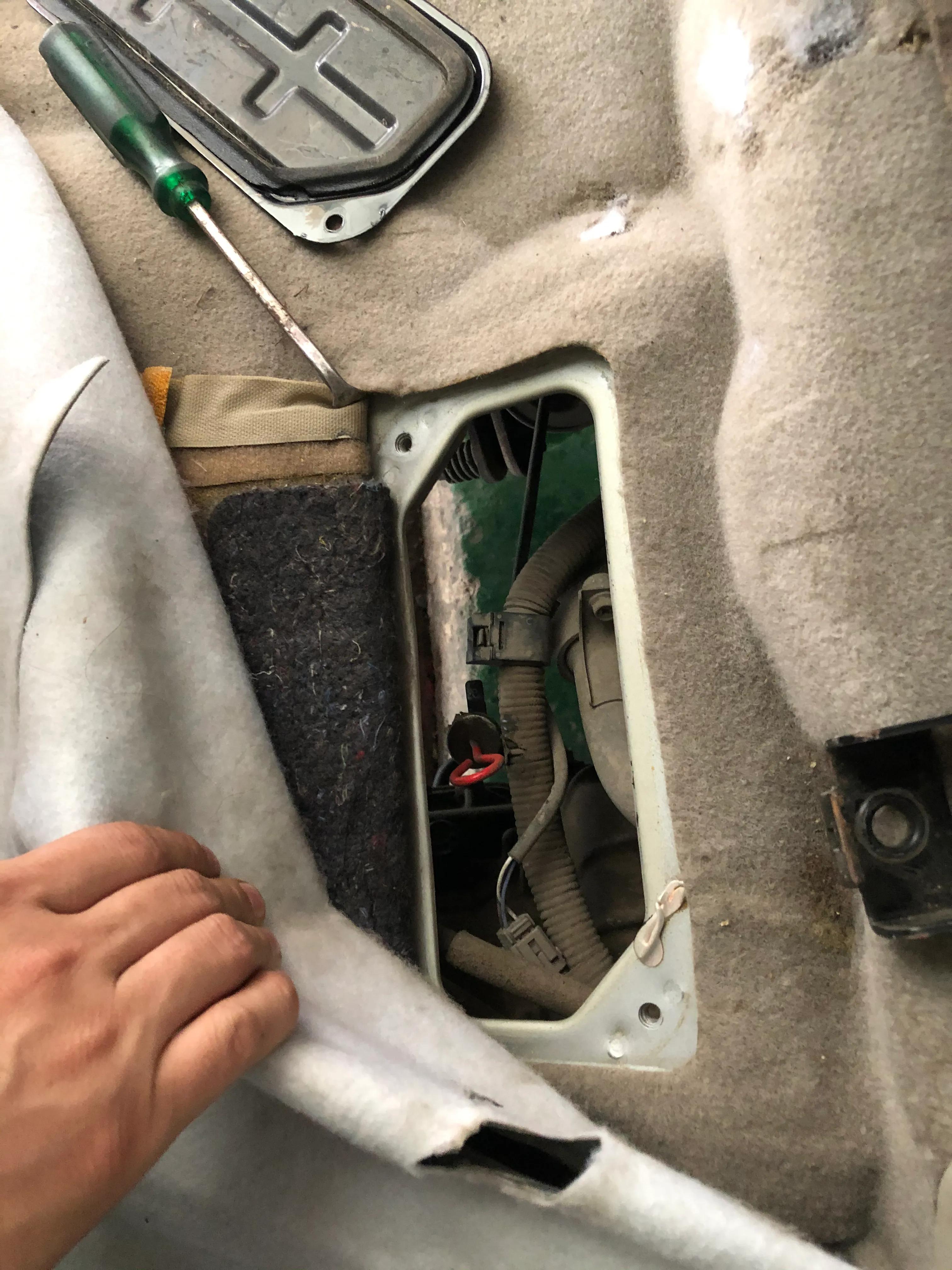 铃木浪迪面包车二手10年多少钱,二手车铃木浪迪整备费用