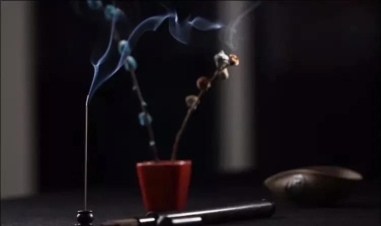 喉韵有什么特征和表现,喉韵是什么意思啊