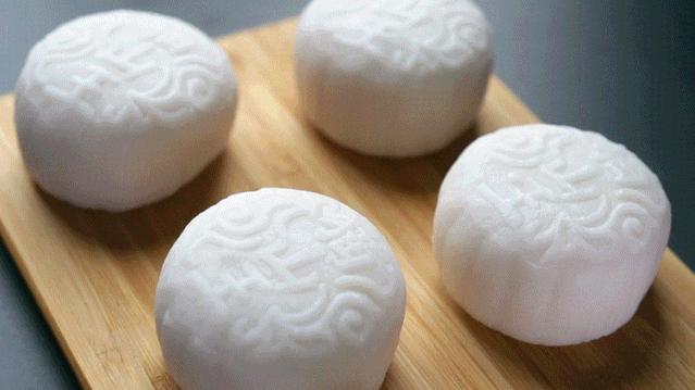 网红爆款猫山王榴莲月饼,高端榴莲猫山王榴莲冰皮月饼