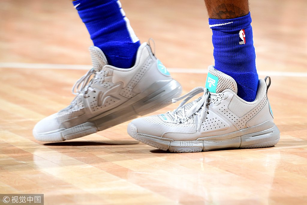 NBA今日球鞋精选:新配色UACurry5来了!库里穿它致敬老爹
