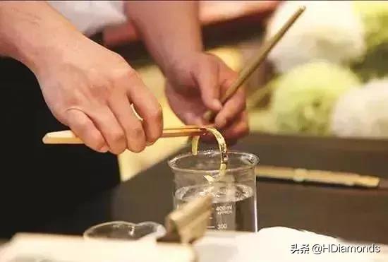 金银珠宝的清洗与保养方法,如何清洁保养黄金首饰