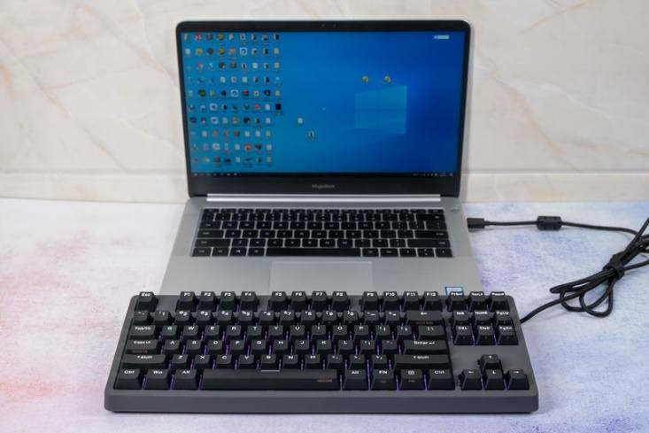 特别的数字键盘，小身板大功能，HEXCORE安妮87键RGB机械键盘体验