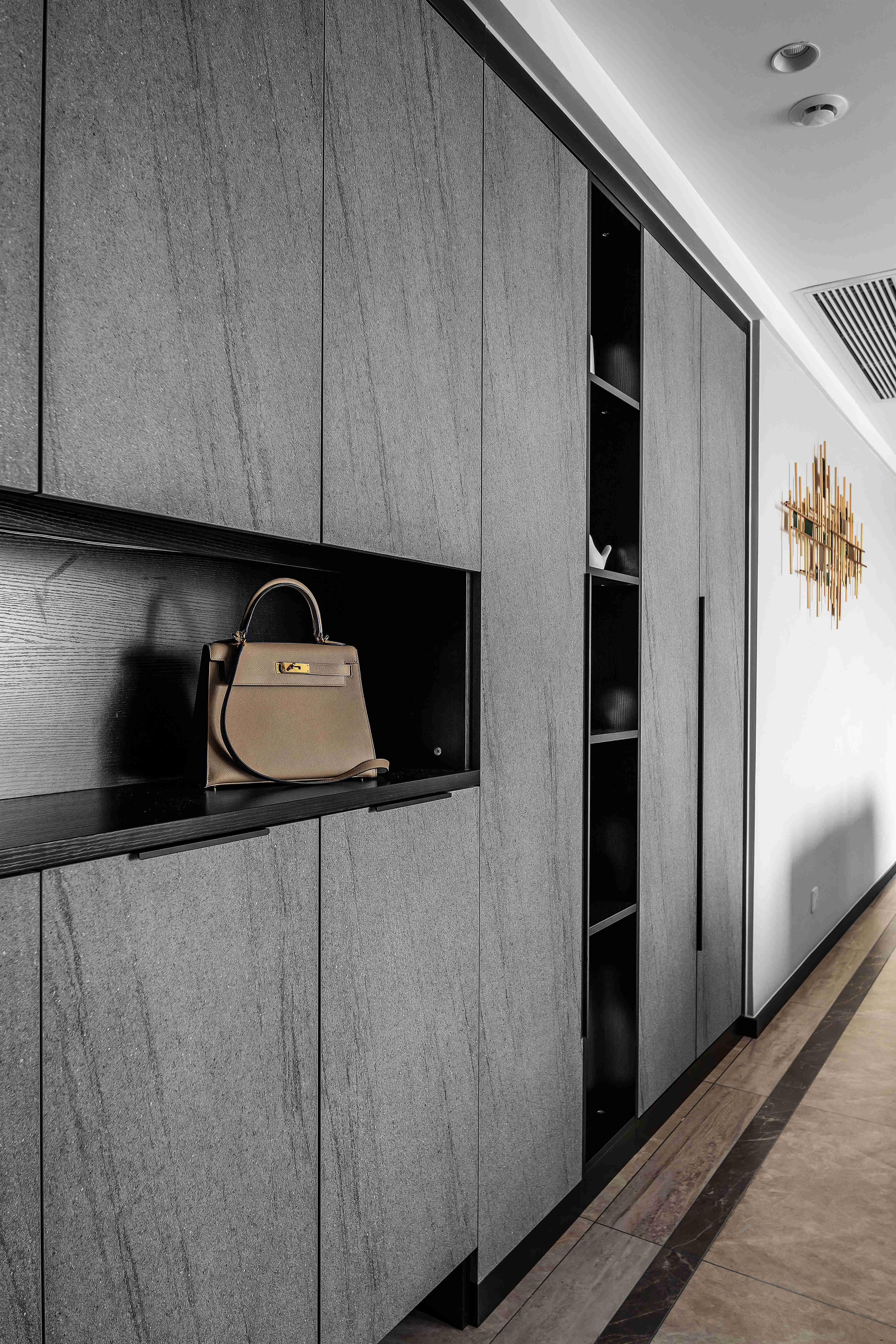 终于出现了!让我一眼爱上的品质感轻奢大house