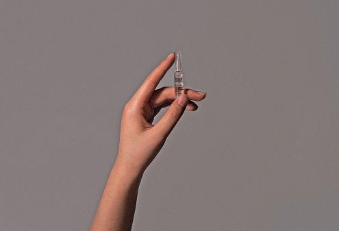 同样商品为什么女人喜欢买贵的,同样是购物为什么花钱更多