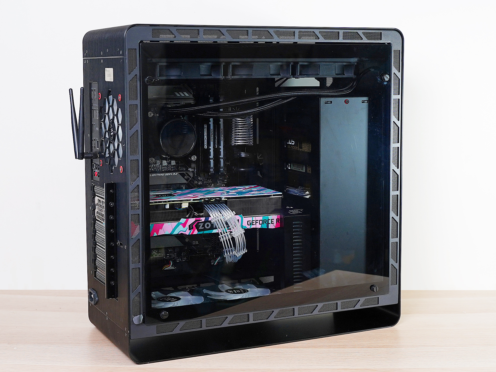 黑硬的外壳，粉嫩的内芯，全能型PC畅玩《永劫无间》的江湖世界