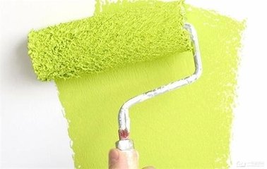 墙面刷漆后出现细小裂纹什么原因,墙面刷漆有气泡怎么处理