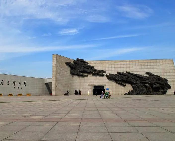 魔鬼作坊:战争创伤不可磨灭,历史记忆应当正确留存