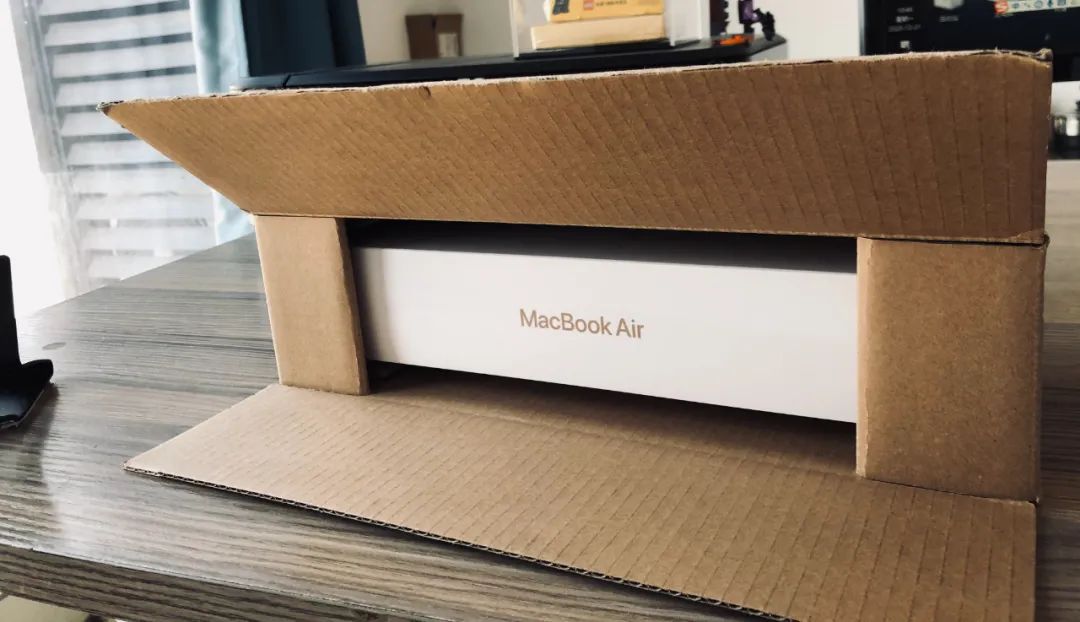 现在买macbookair还是等新款,macbookair现在入手
