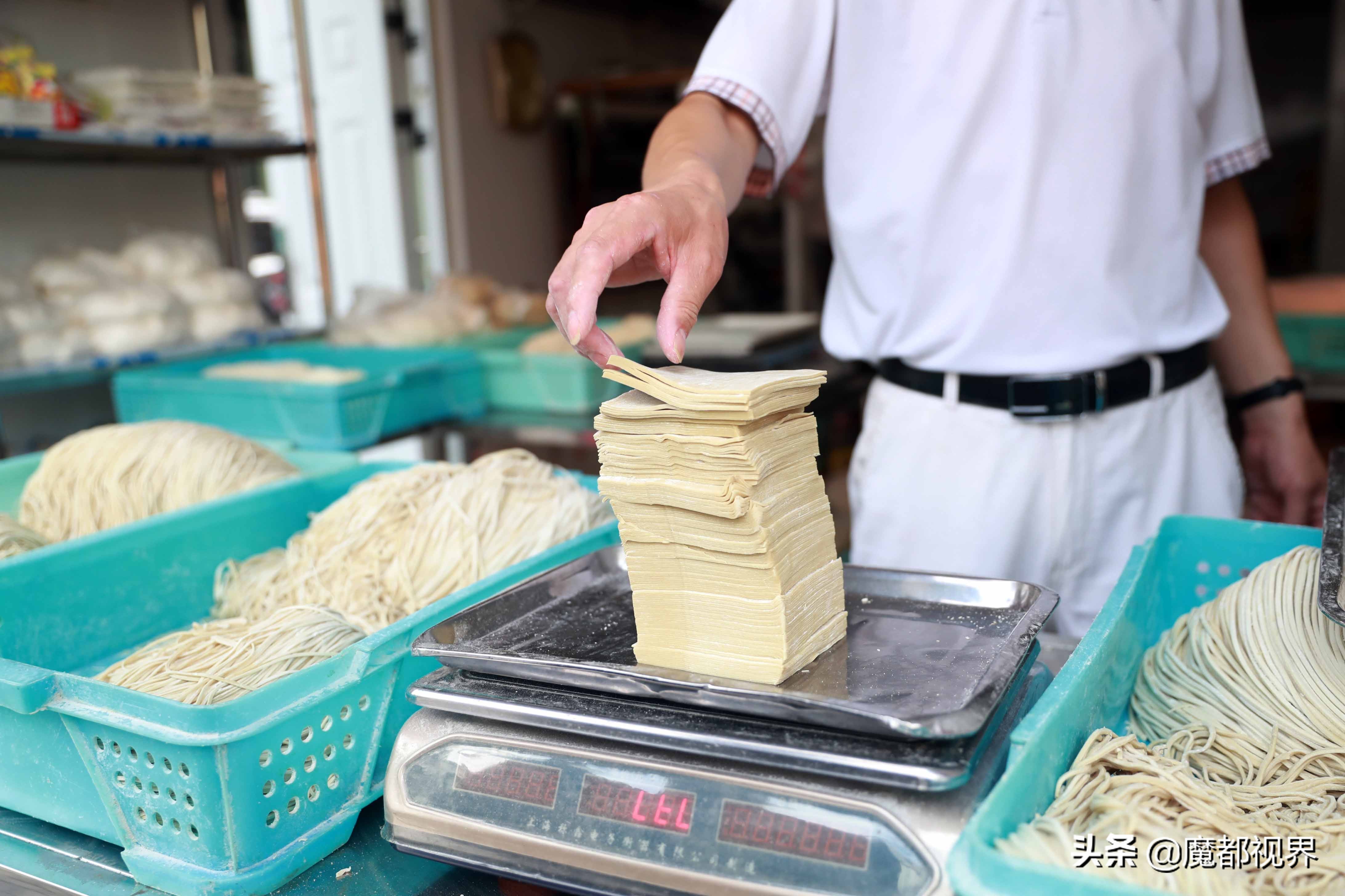 合肥路华良切面店现在搬到哪里,华良切面店老店新开味道怎样